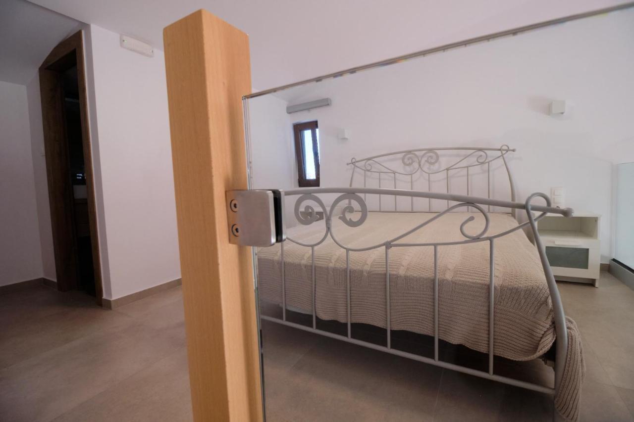Zefiros Luxury Apartments Sívota Exteriör bild